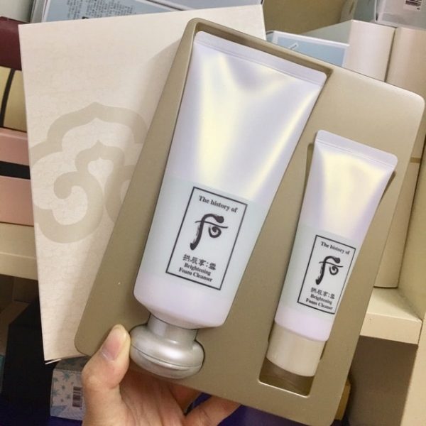 Sữa Rữa Mặt Whoo Brightening Cleansing Foam 180 ml