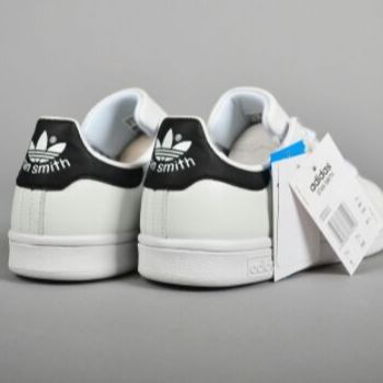 Giày Sneaker ông già smith màu trắng gót đen ( Full box+ phụ kiện)