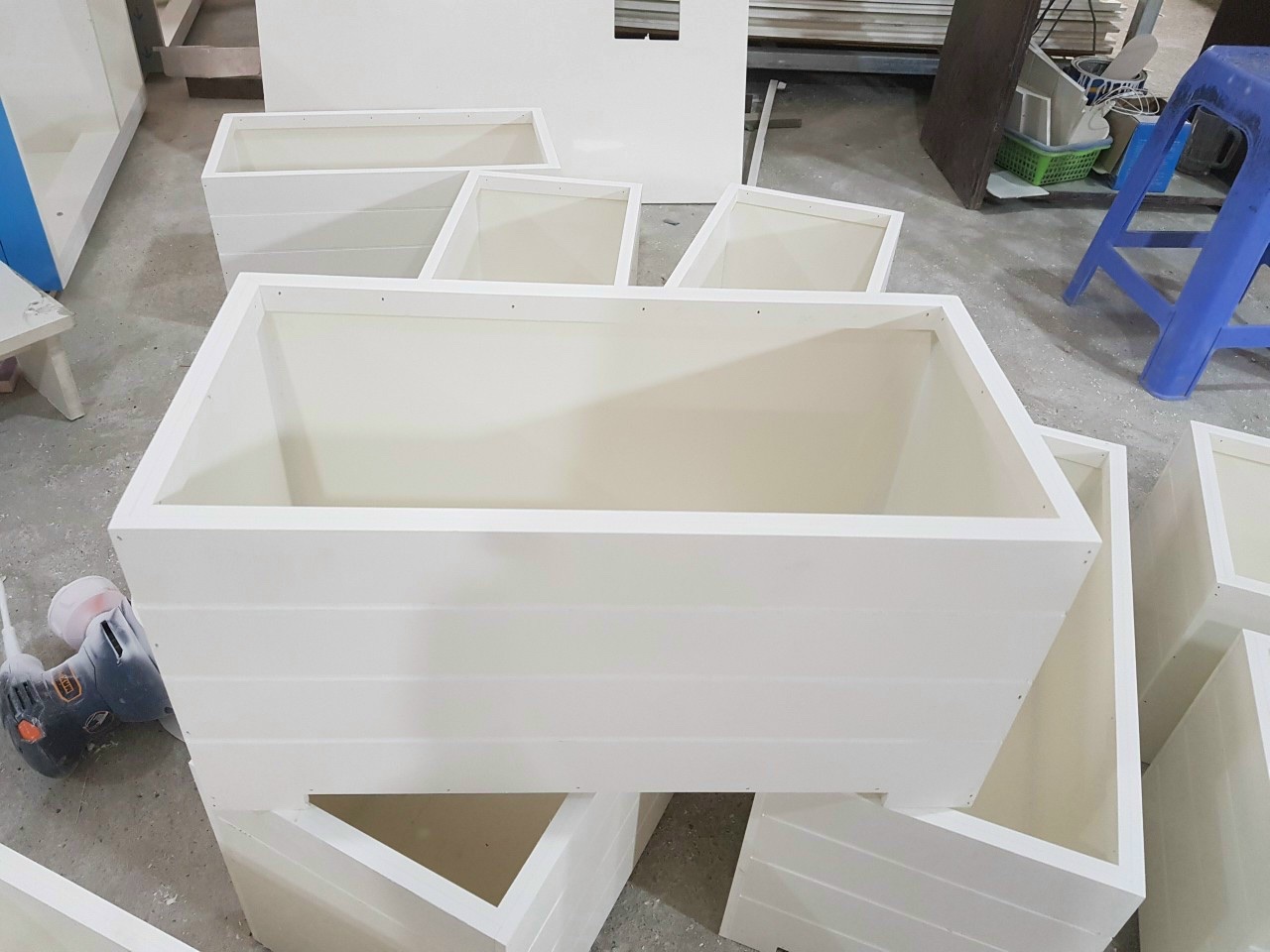 Chậu nhựa composite kích thước 50x20x20cm, 60x20x20 cm , 63x25x25  , 60x35x35 cực bền