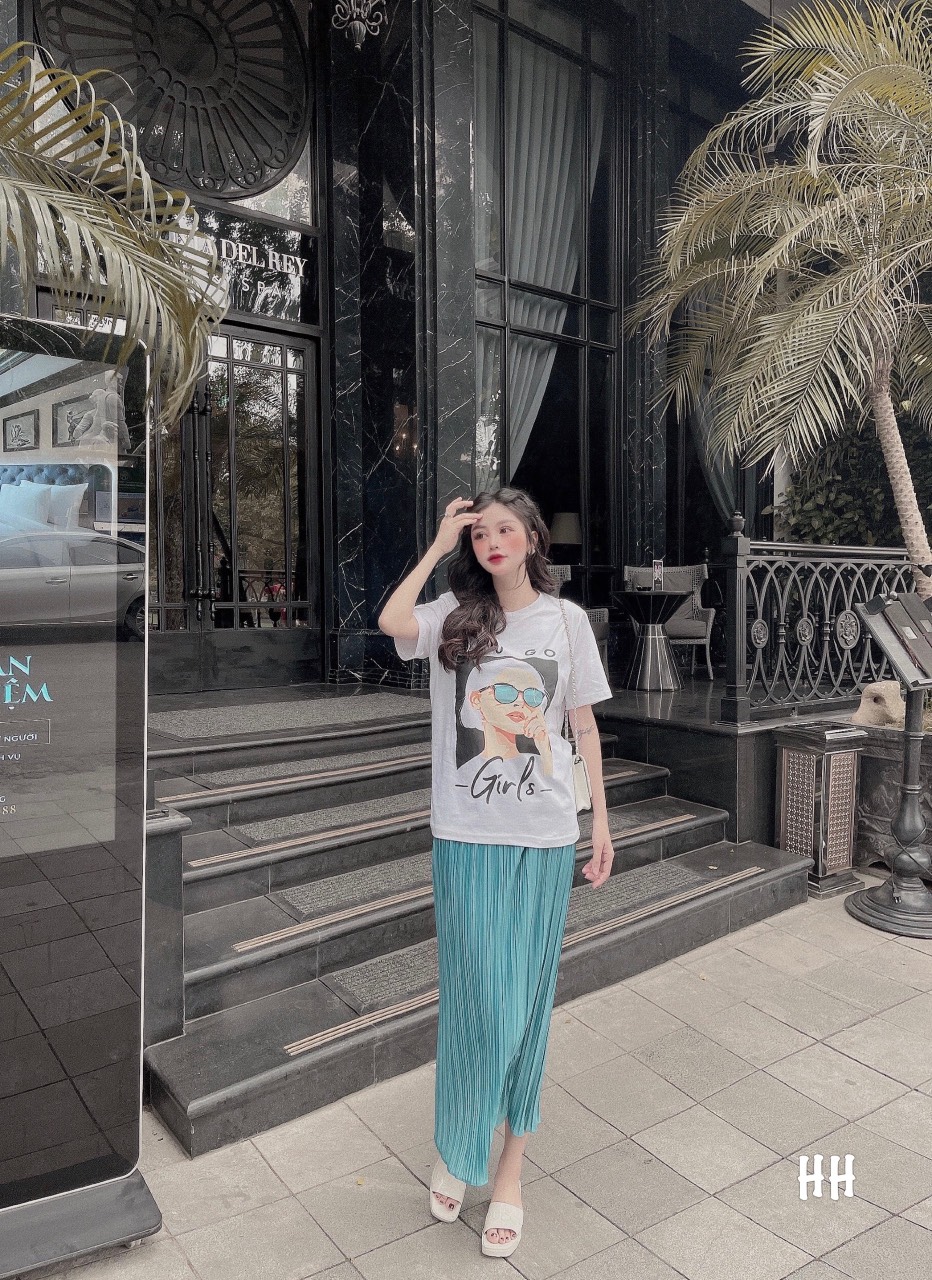 Set áo phông chân váy dập ly