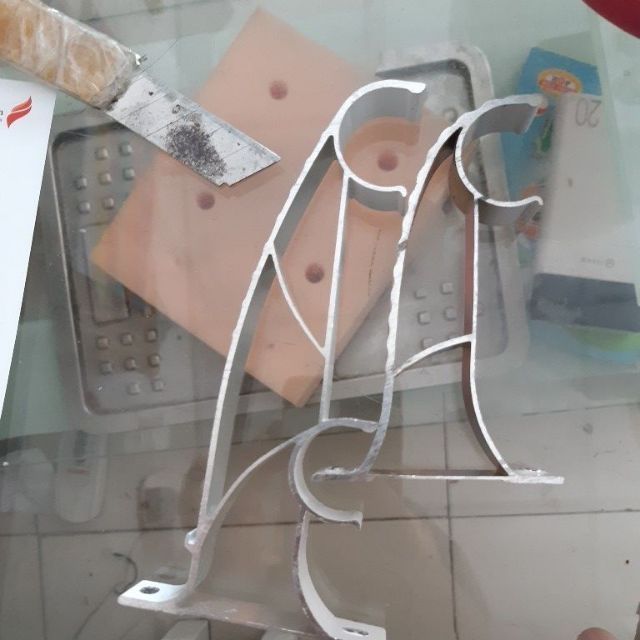 Phụ kiện rèm cửa ( giá đỡ, bát treo rèm, móc s...)
