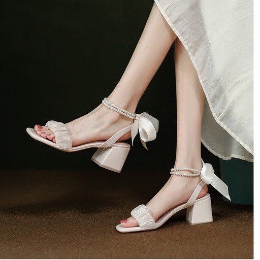 Giày Sandal SIZE 35-43 Cao Gót Nữ LCS68 Đế Vuông Quai Ngọc Thắt Nơ 7P hai màu đen, trắng, sang trọng quý phái