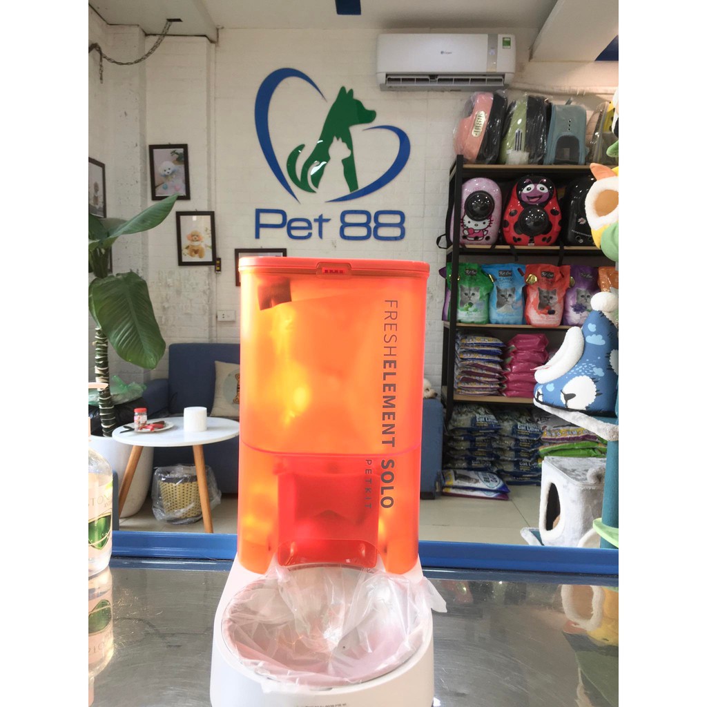 Máy thức ăn tự động Petkit 6L cho thú cưng ( màu ngẫu nhiên )