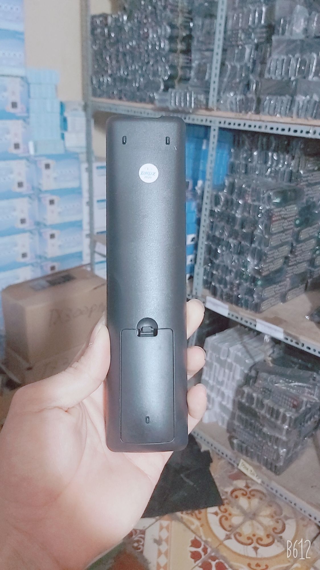 điều khiển tivi Asanzo vuông smat