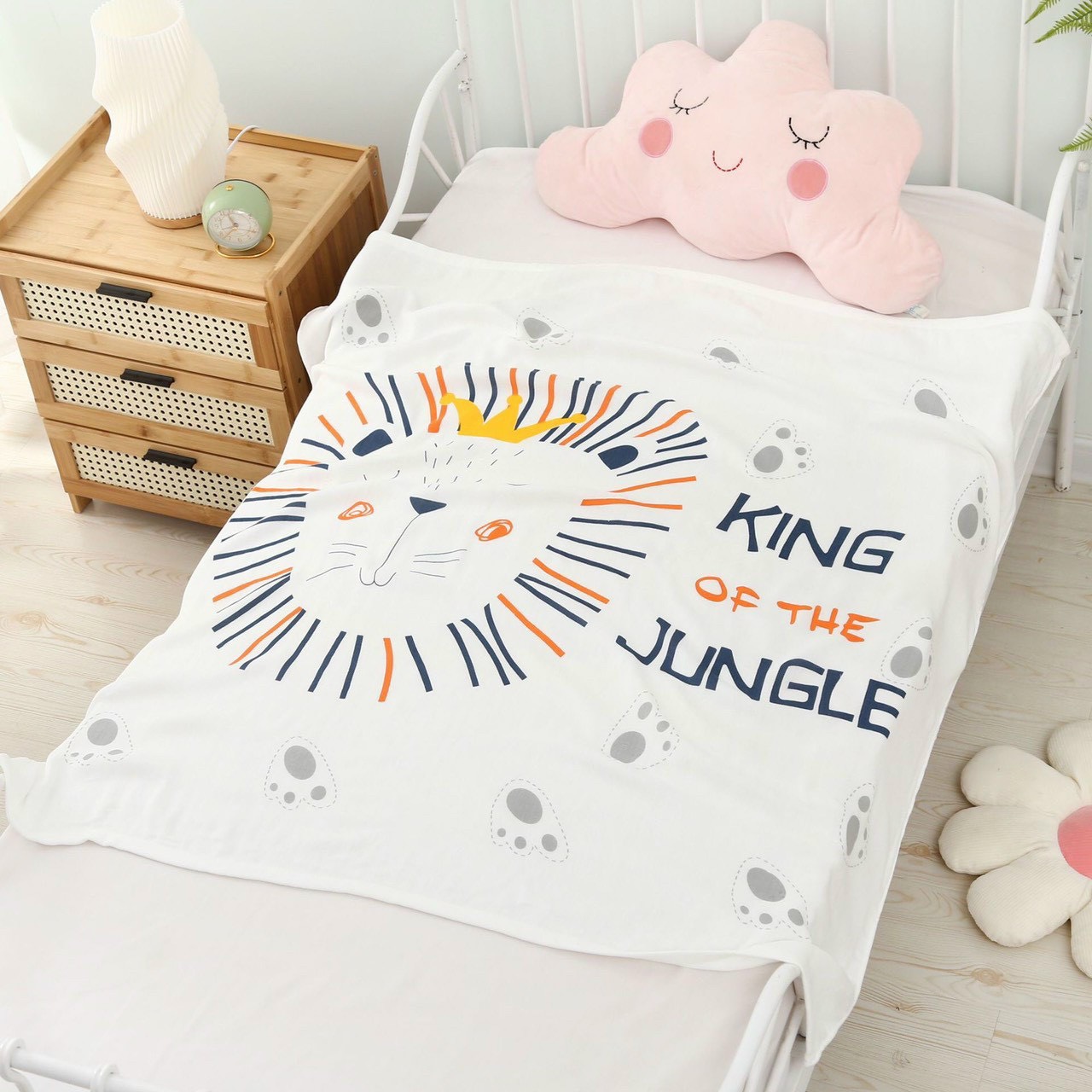 Chăn mền Lụa siêu mềm mát cho bé 110 x 120cm