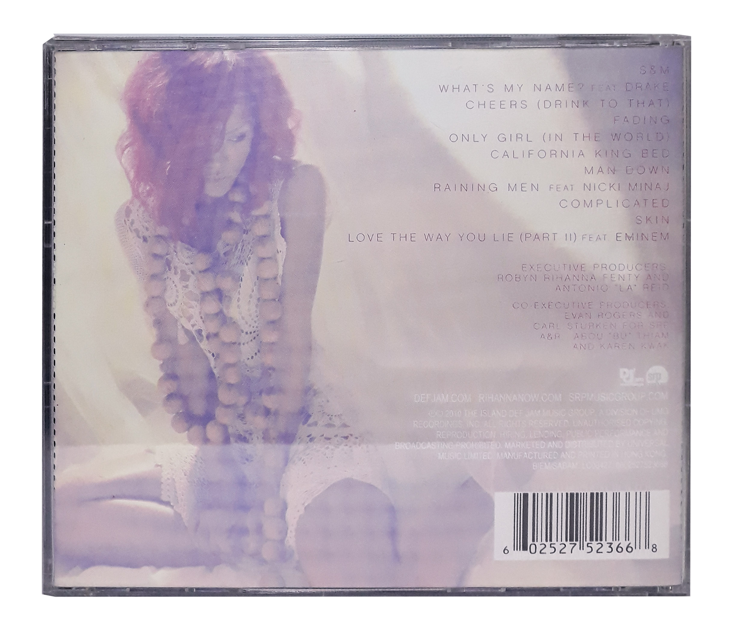 Rihanna - Loud