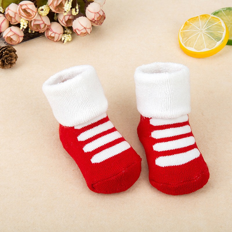 Vớ/Tất len xù dày dặn  dành cho bé sơ sinh đến 2 tuổi