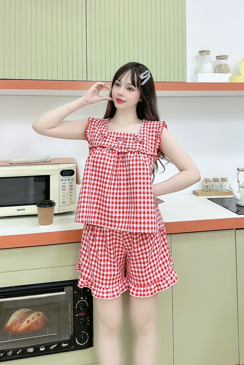 Đồ Ngủ Đùi Caro Vải Kate Lụa Freesize Dưới 54kg