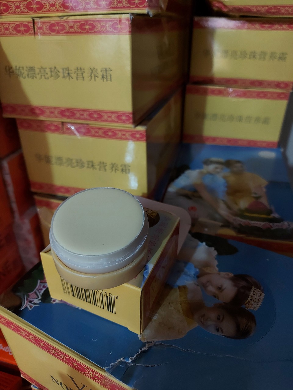 sỉ 12 hộp kem VANILL CÔ GÁI NHẬT