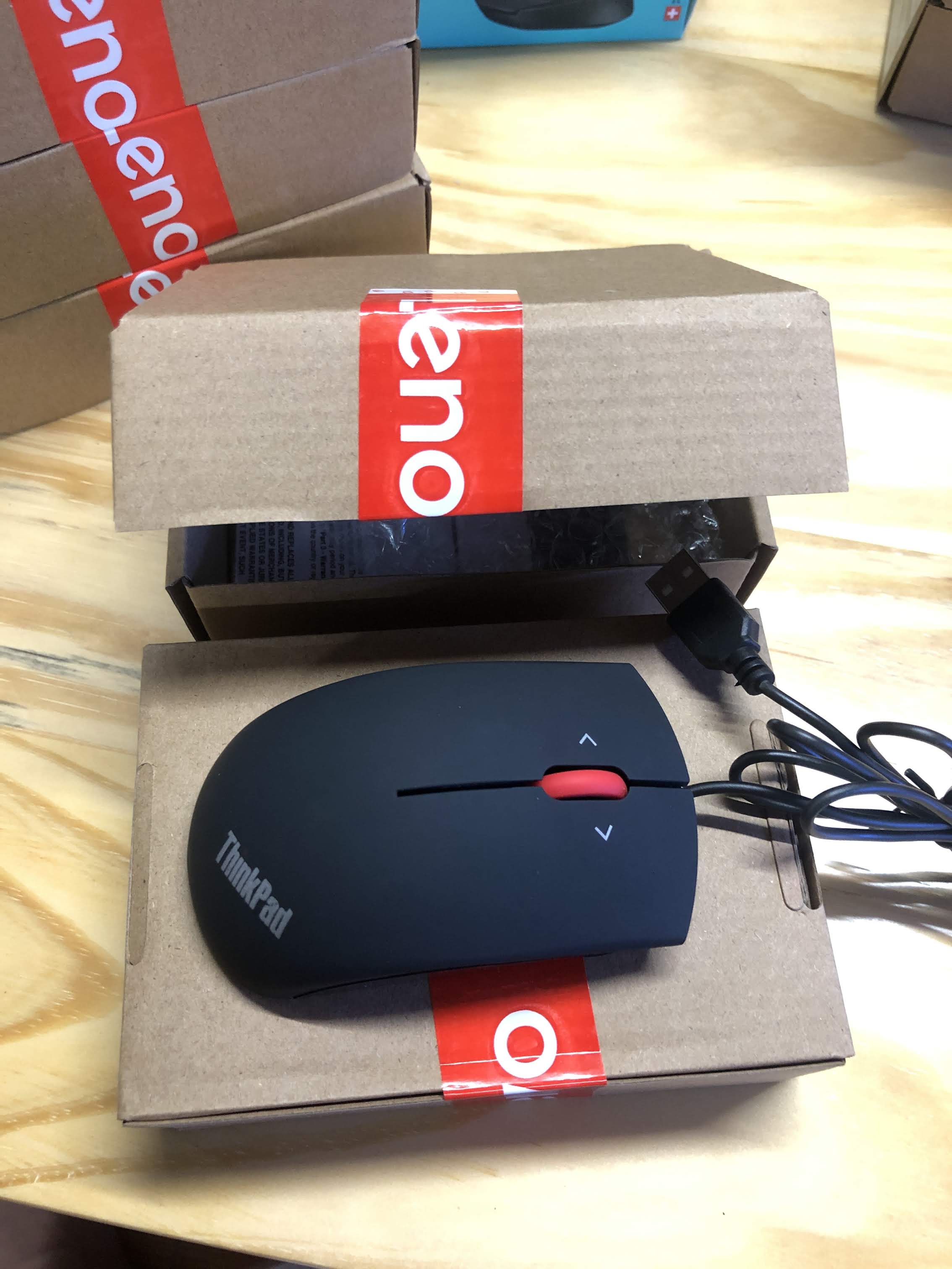 CHUỘT CÓ DÂY LENOVO THINKPAD 0B47153 Màu Đen