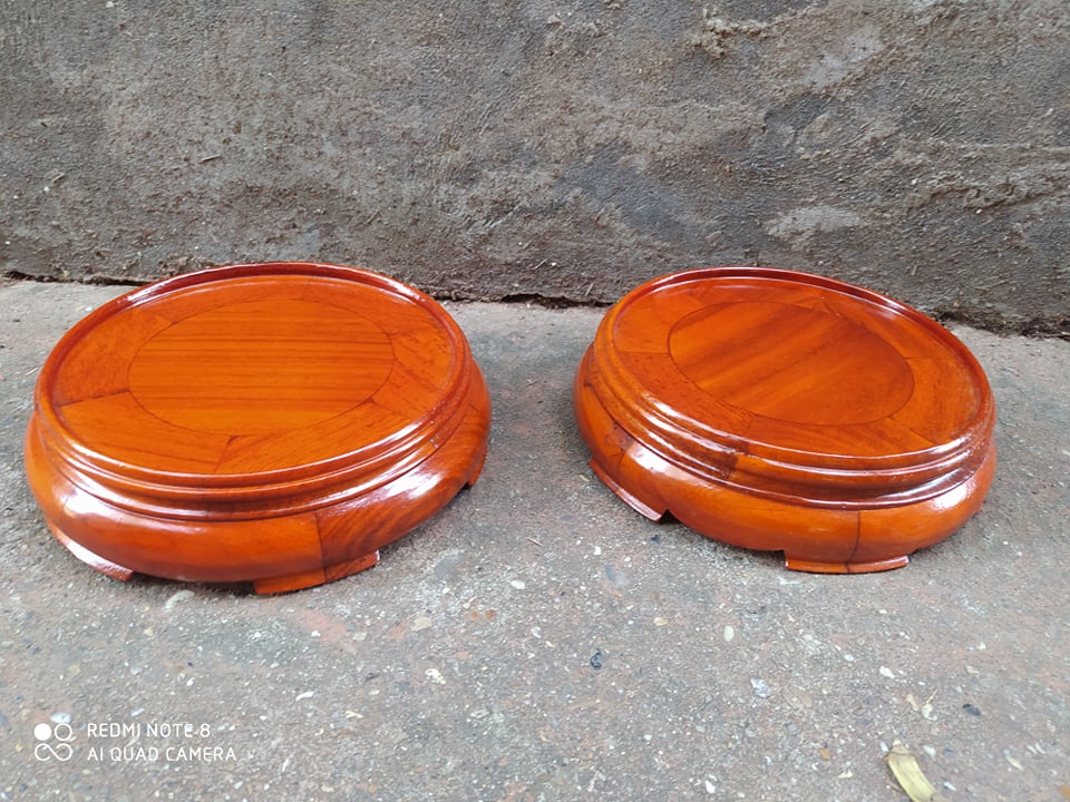 Đế kê bát nhang, gỗ hương (đường kính 14 đến 28cm)