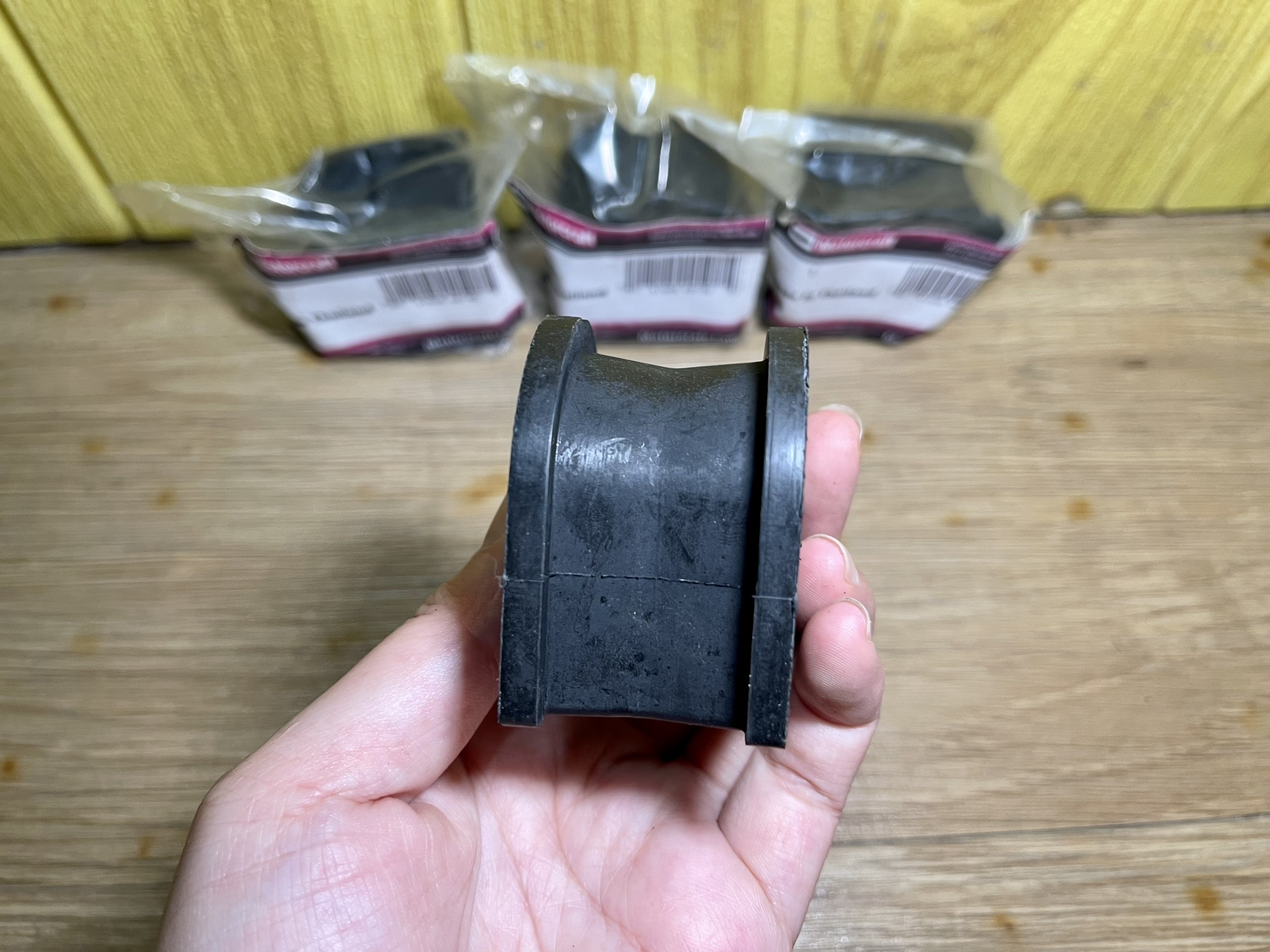 CAO SU THANH GIẰNG VÒNG CUNG FORD TRANSIT