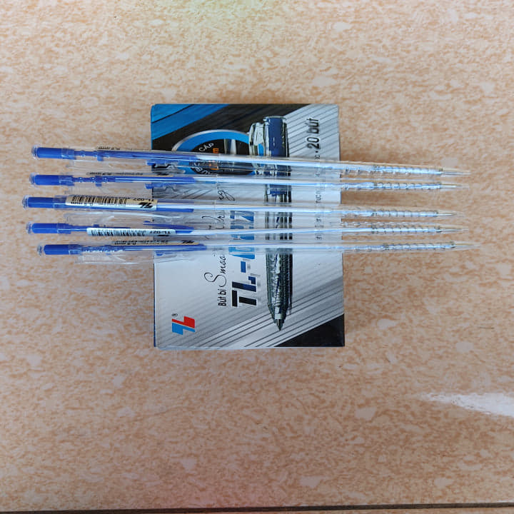 Bút Bi Thiên Long 027 Hộp 20 chiếc