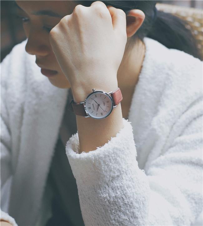 Đồng hồ nữ Ulzzang dây da mặt tròn cổ điển