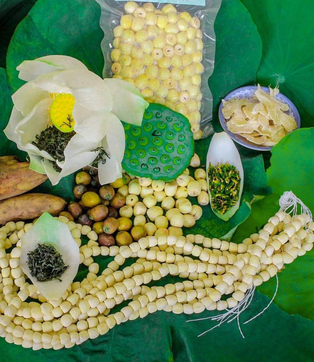 Hạt sen khô xứ Huế ngon bổ dưỡng