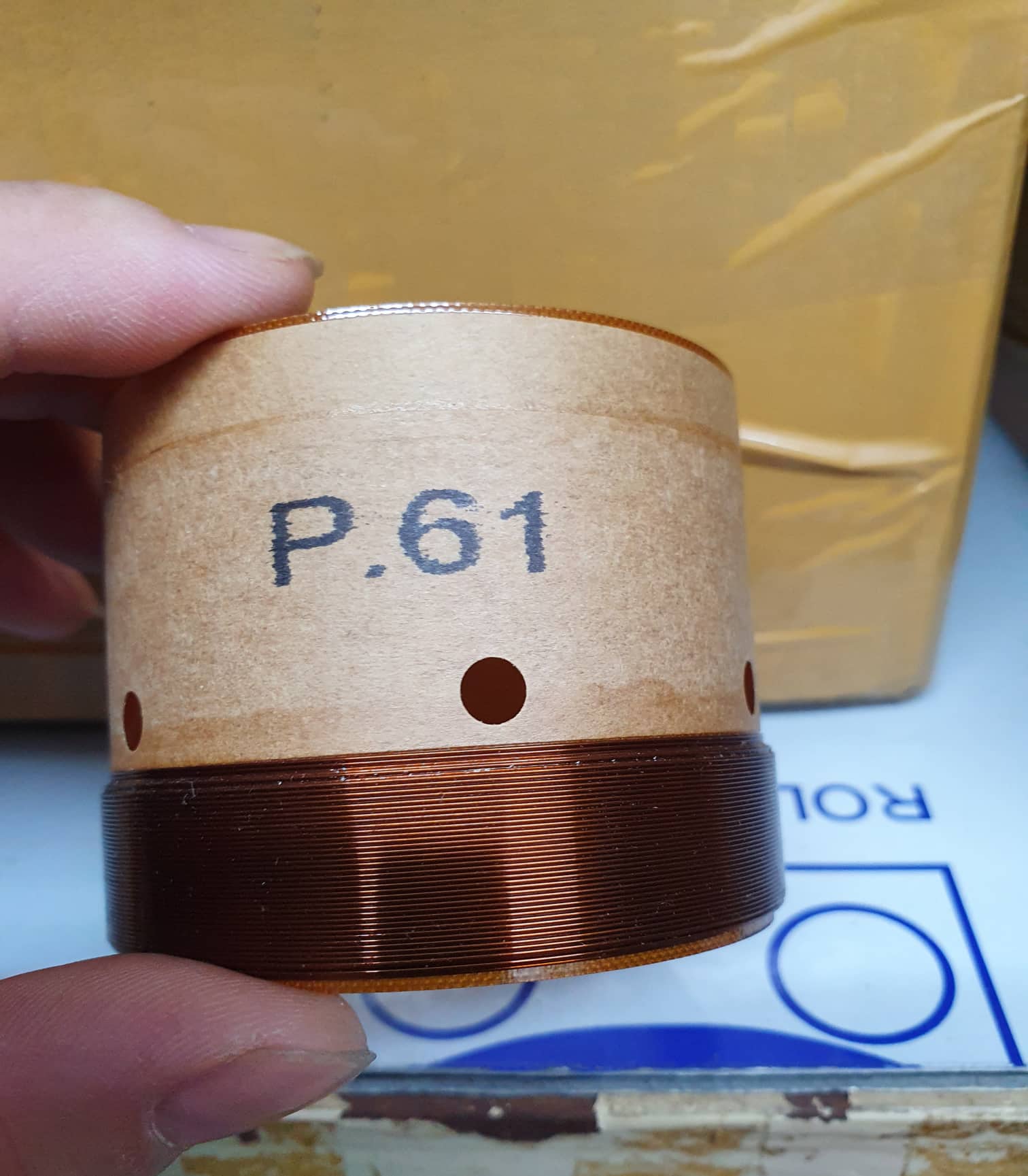 Côn loa phi 61 4 lớp