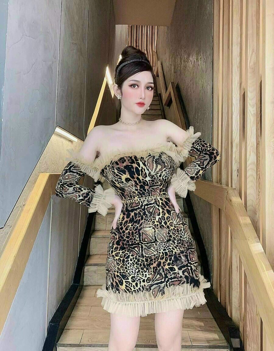 [HCM]Đầm họa tiết cá tính