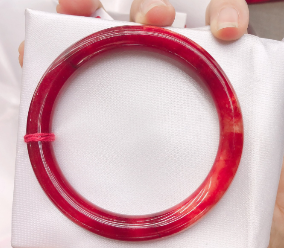 [HCM]Vòng Cẩm Thạch Anh Huyết Đá Thiên Nhiên Thời Trang Mới Hình Chụp Thật 100%