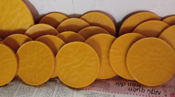 Home cooking natural color special fragrance 100g pure bee wax