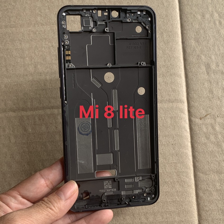 Khung sườn + viền máy xiaomi Mi 8 Lite (gồm khung xương,viền, phím)