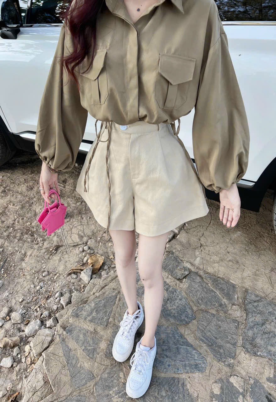 Sét bộ thời trang nữ mặc đi chơi chất cotton lạnh áo sơmi tay phồng dài túi trước mix quần đùi ống rộng xinh xắn