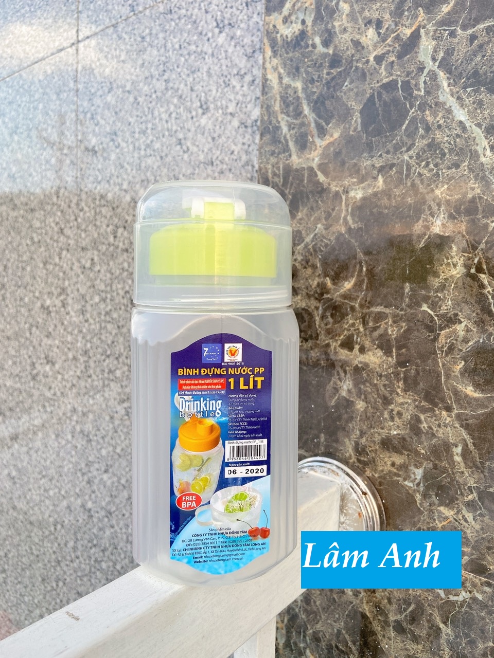 [HCM]Bình Nước Siêu Sạch Có Ca Nắp Văn Tiện Lợi