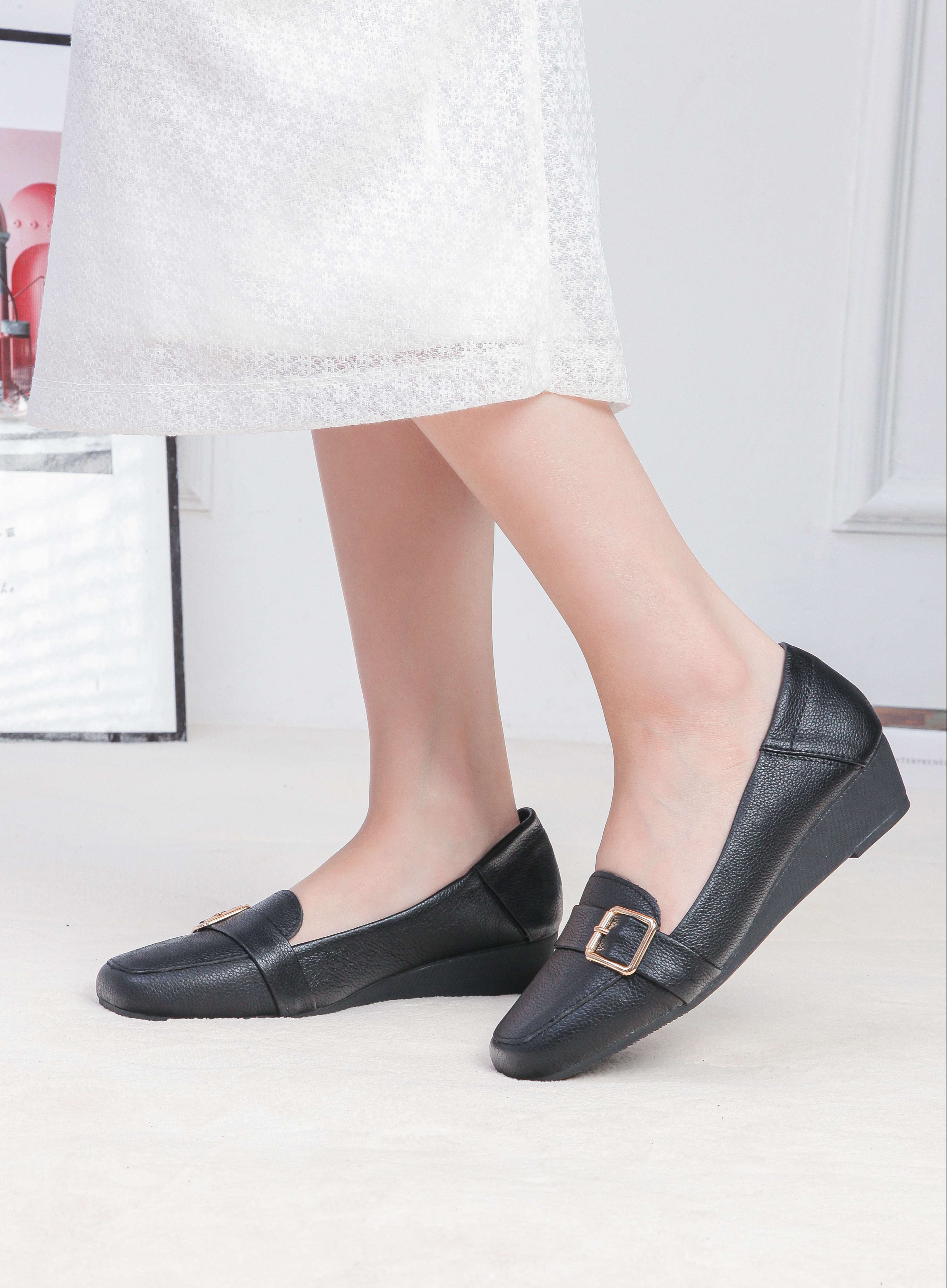 Giày Búp Bê Đế Xuồng Da Thật Gắn Khoá Pixie X596