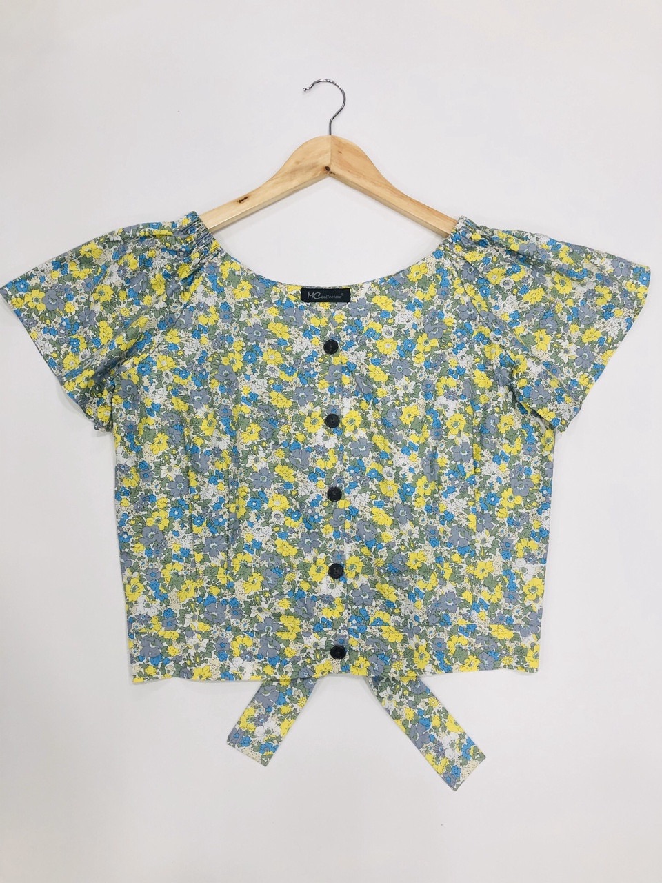 Áo crop-top