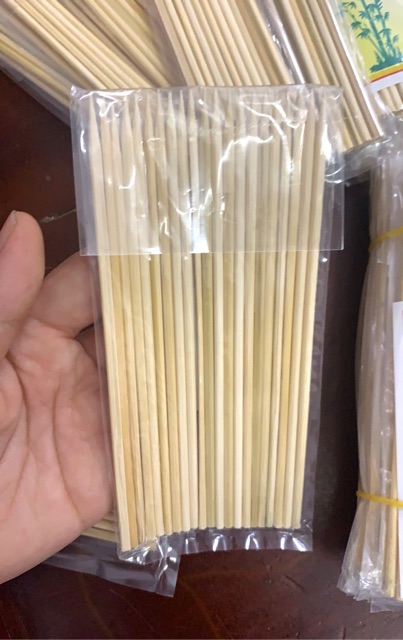 Tăm Xiên Thế Tài 1 Gói