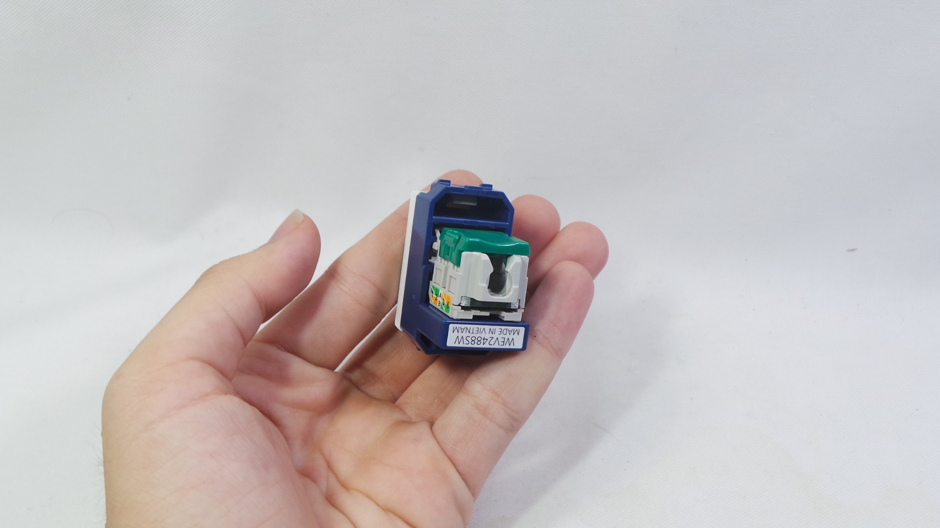 Hạt ổ cắm mạng LAN 8 lõi Panasonic Cat5e, Cat6