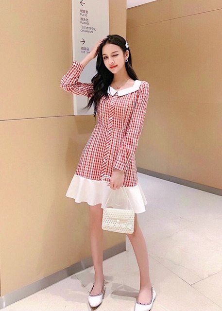 [HCM]Đầm caro đỏ phối trắng