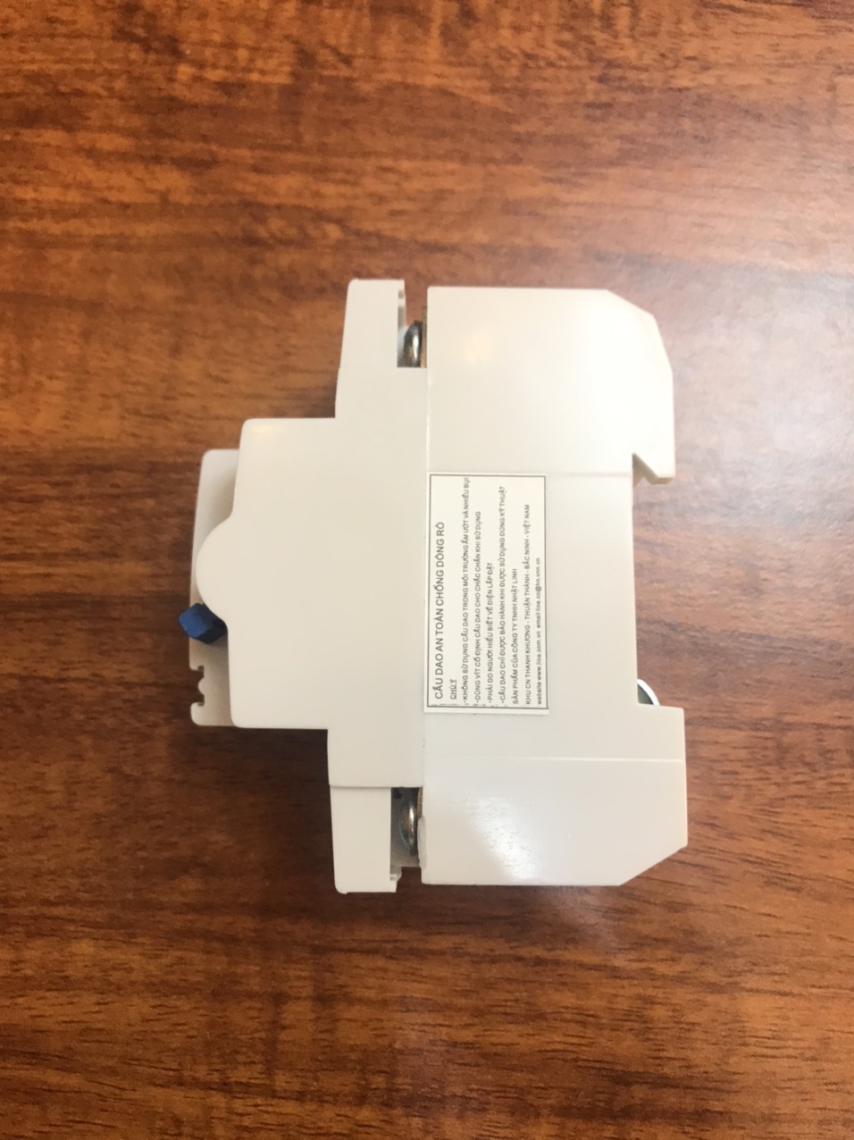 Aptomat chống giật 32A Lioa