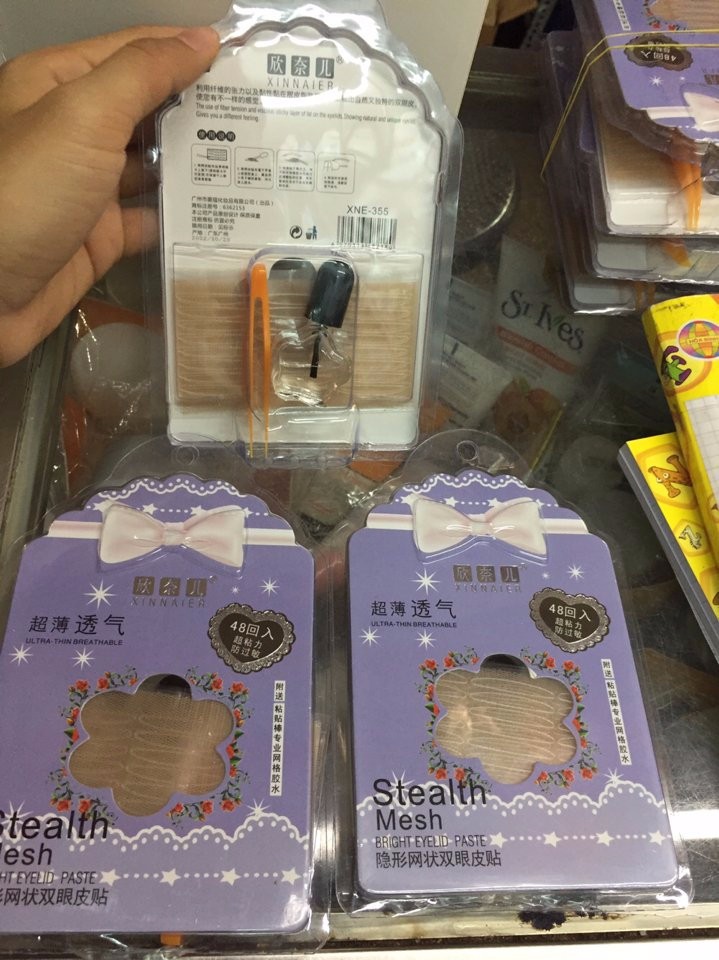 Vỉ dán mi lưới