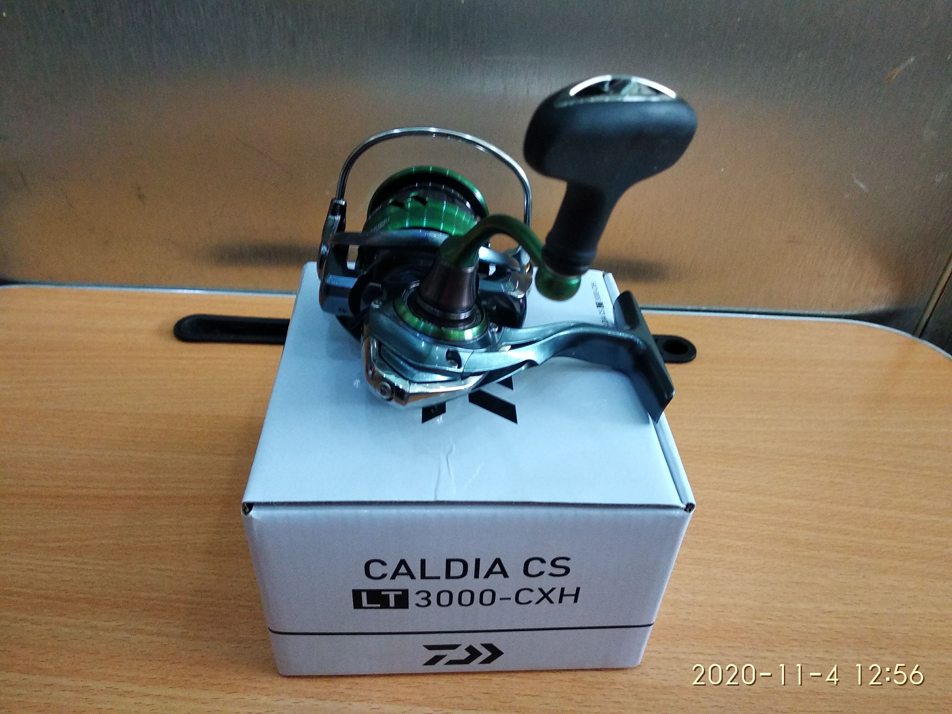 Máy Câu Cá Daiwa Caldia CS LT 3000-CXH - Máy Đứng