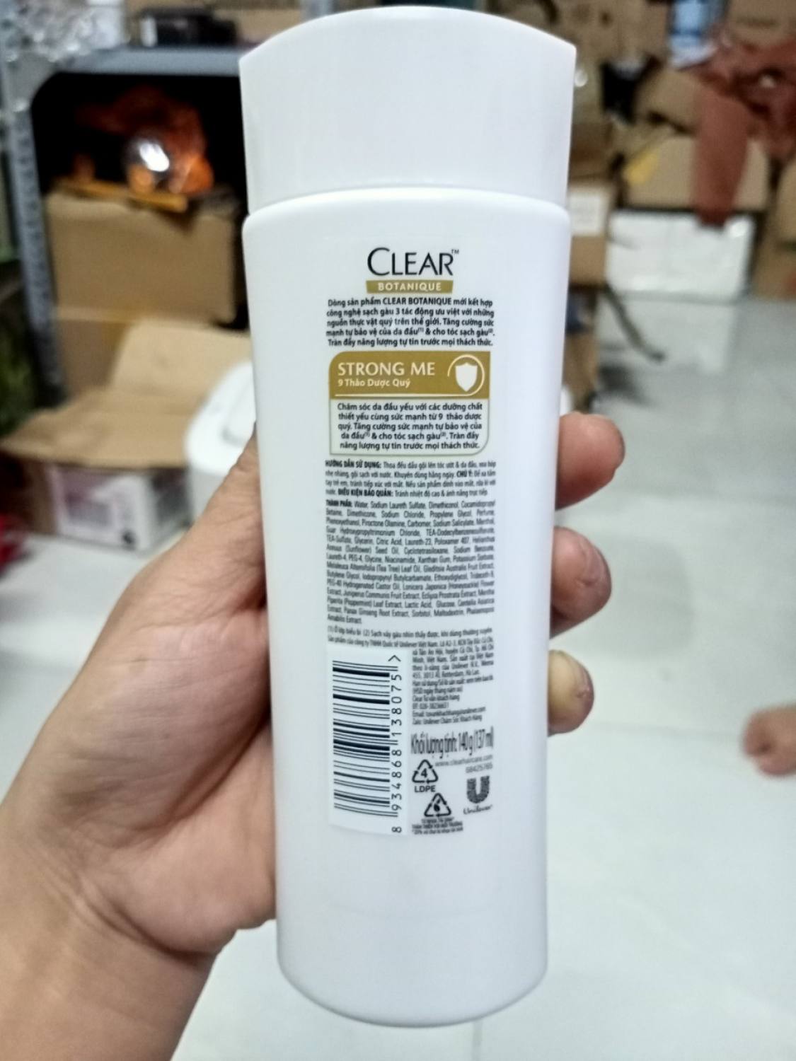Dầu gội sạch gàu clear thảo dượᴄ 180g