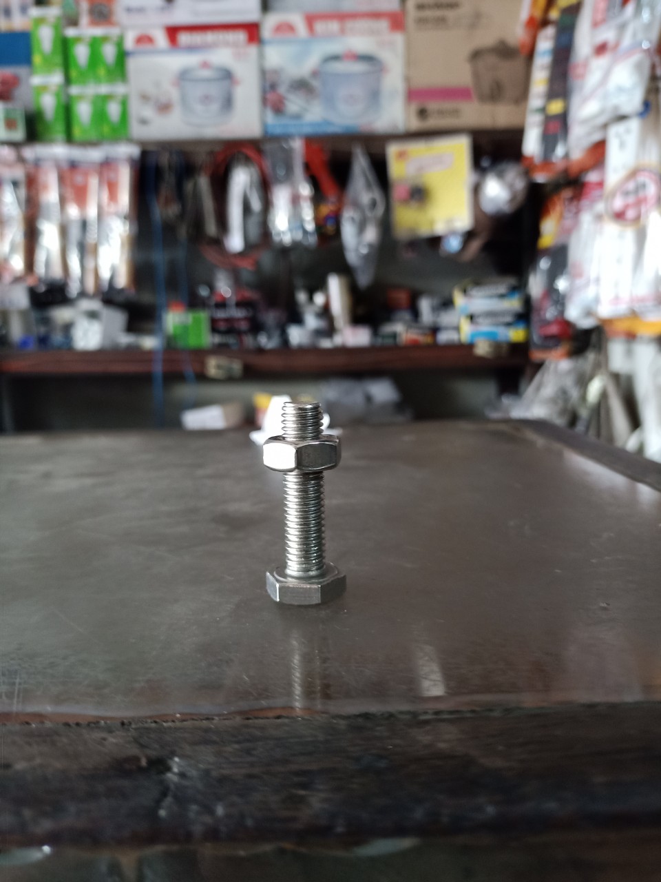 2 CON BÙ LON INOX 201 8LY CÓ TÁN