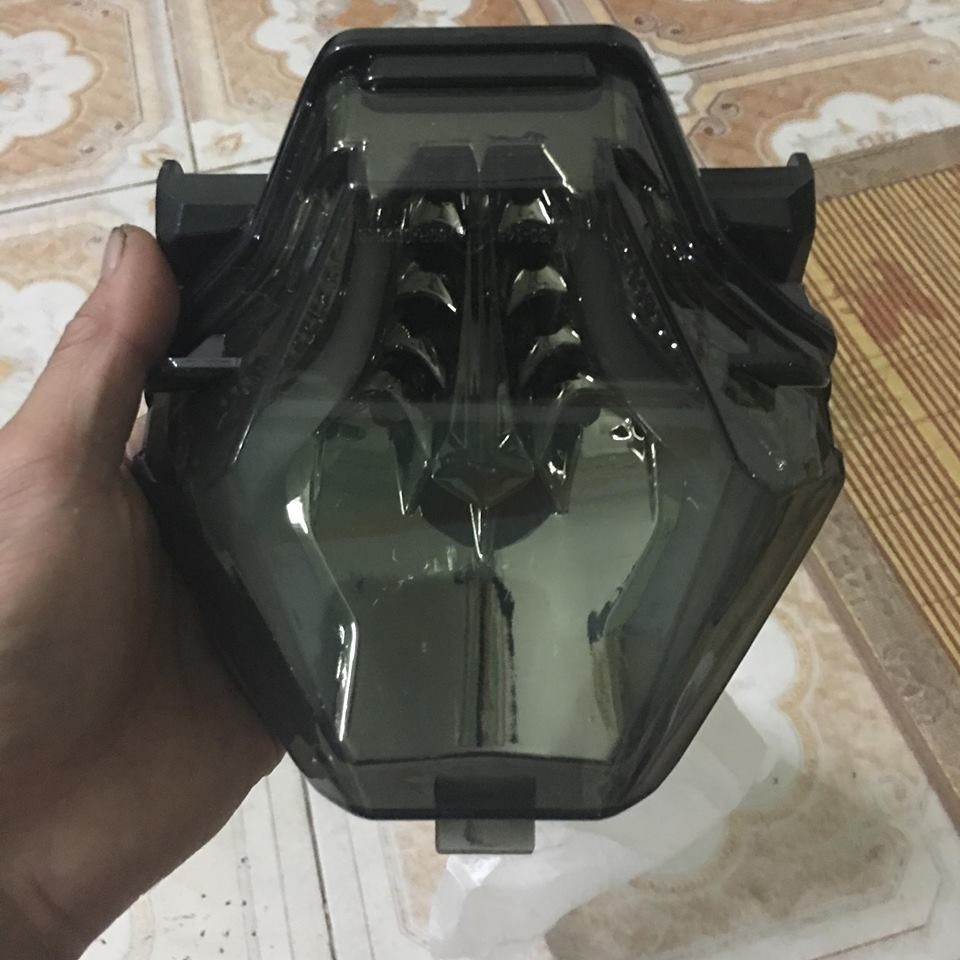 ❃✗❒  Đèn hậu xi nhan tích hợp ex 150
