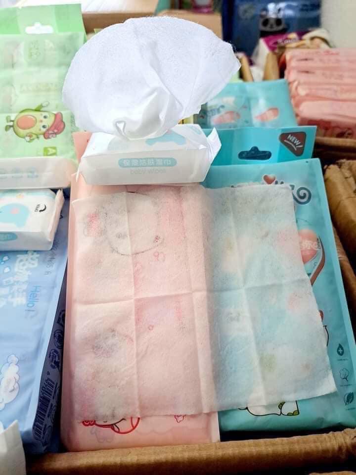 Combo 40 gói khăn ướt mini bỏ túi tiện lợi ( 5 bịch mỗi bịch 8 gói)