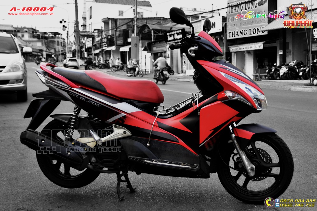 Tem Trùm Xe Air Blade 2011 Đỏ Đen Nhám