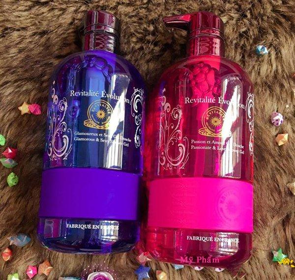 Sữa tắm nước hoa Revitalite Evolution của Pháp (800ml) màu Xanh