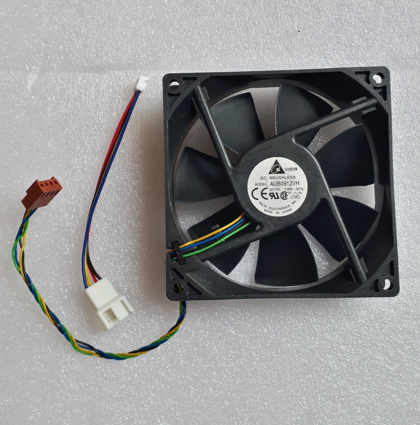 Jack 4 pin dùng để mod Fan VGA