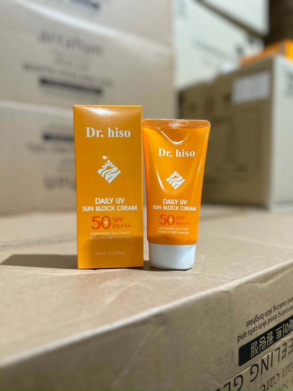 Sửa rửa mặt tinh chất vàng và nhân sâm Deoproce 170g