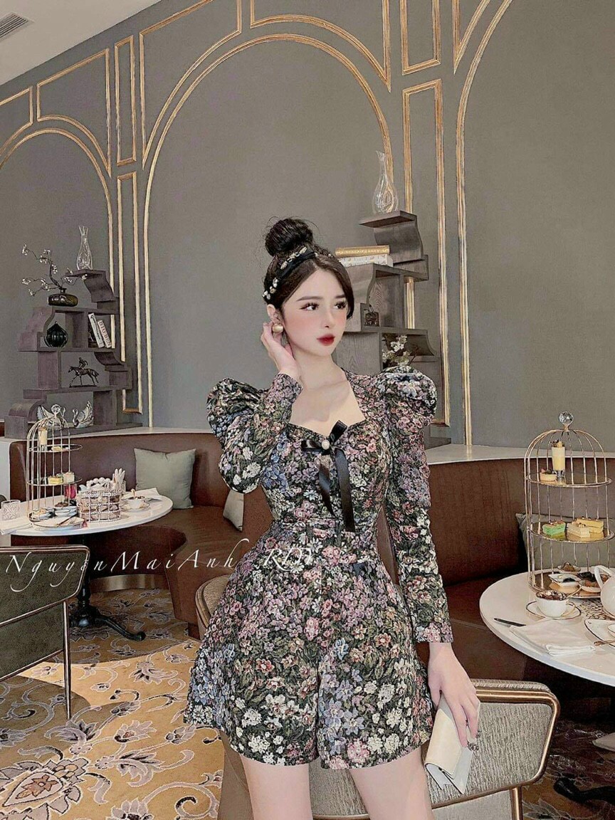 Jum đùi hoa tay dài phồng-TK#jumpsuit