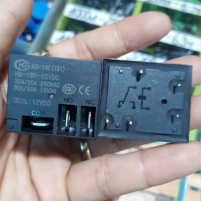 Rơ le 12v 30a 5 chân