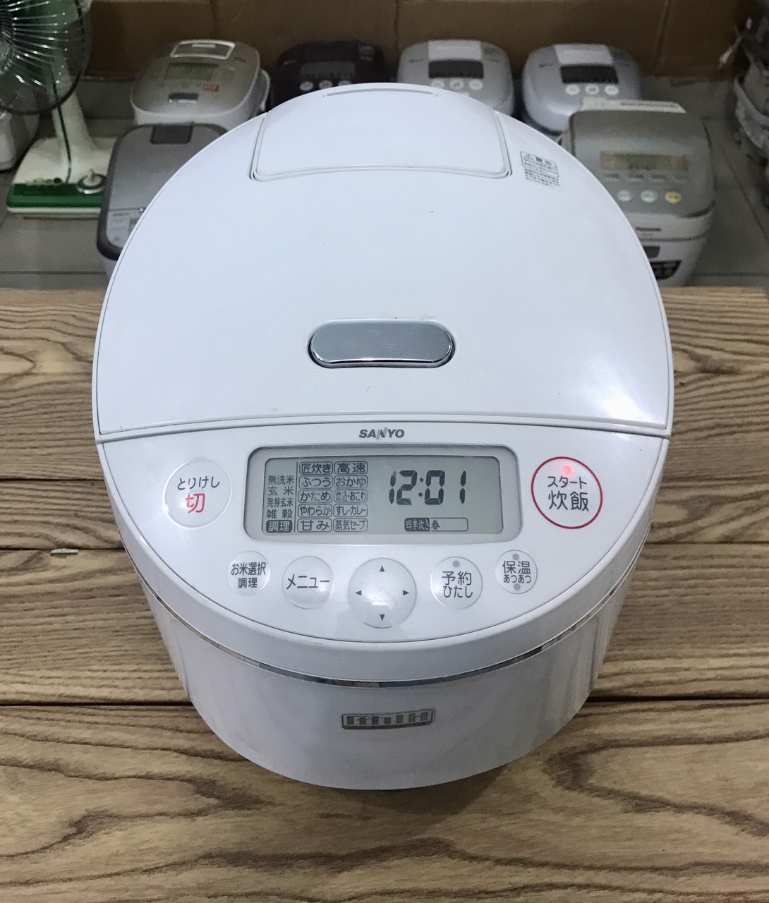Nồi cơm điện cao tần nội địa Nhật Bản Sanyo áp suất 1.8 lít phiên bản giới hạn nồi siêu đẹp