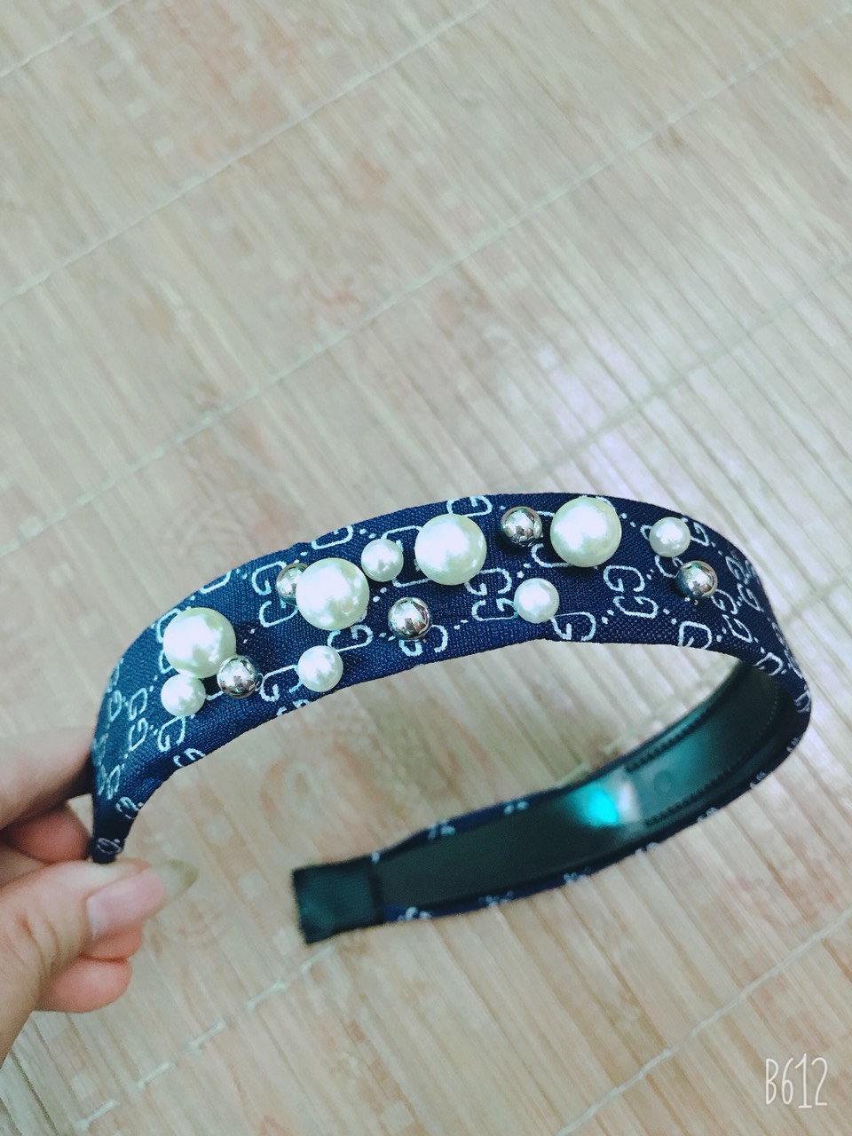 Bờm  cài tóc vải đính hạt siêu xinh