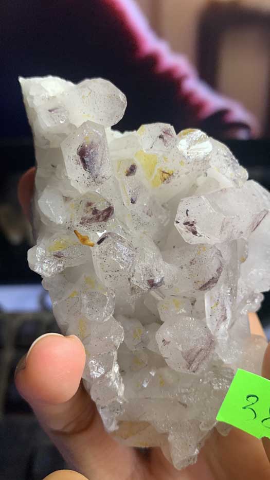 Đá thạch anh nhủ tím tự nhiên clear quartz natural 385