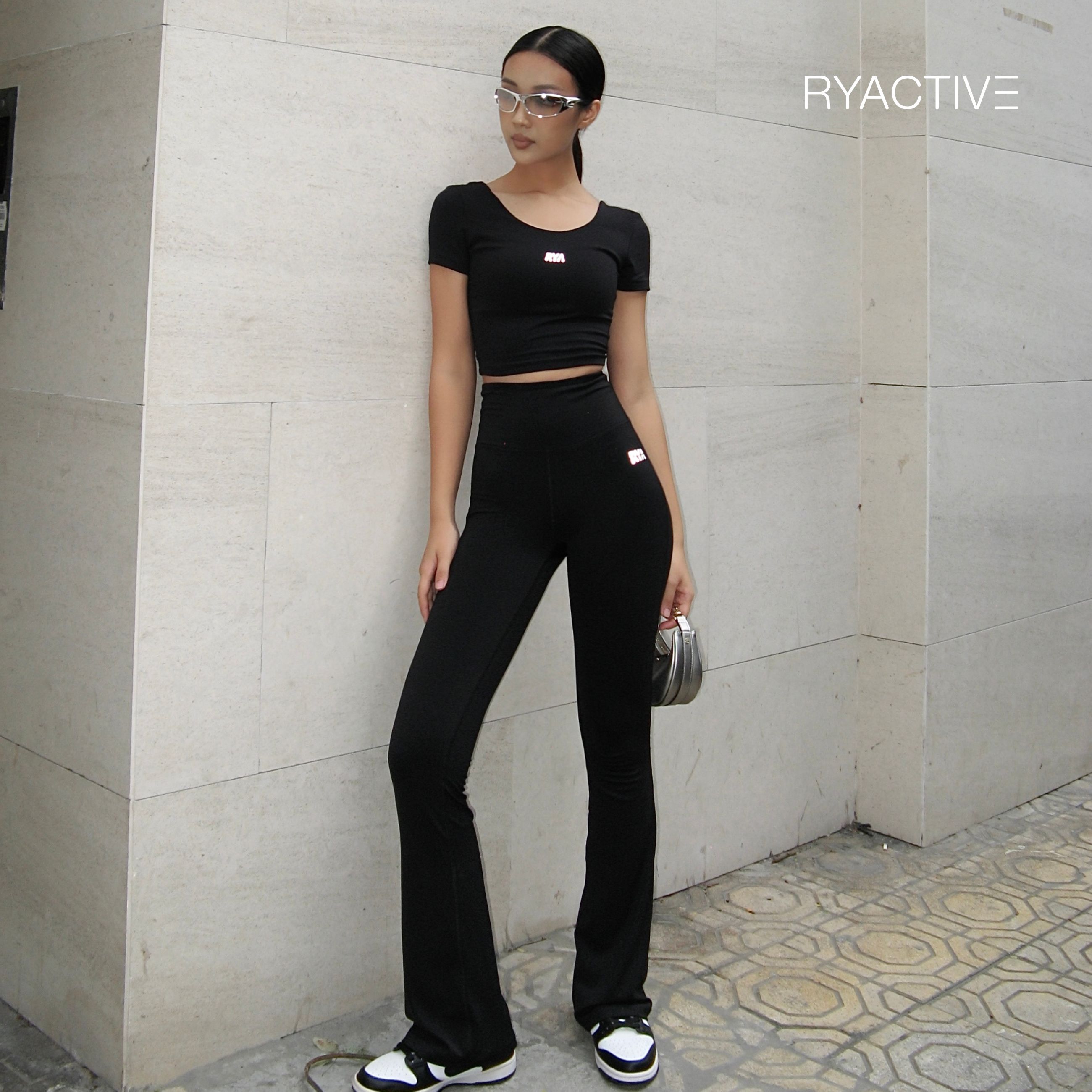 Quần legging thể thao dáng dài RYACTIVE - RYA FLARED LEGGING Black