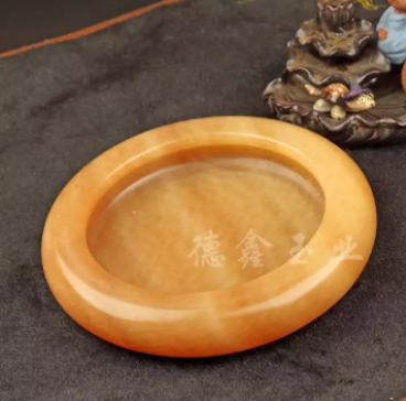 Gạt tàn thuoc bằng đá Ngọc bích tự nhiên