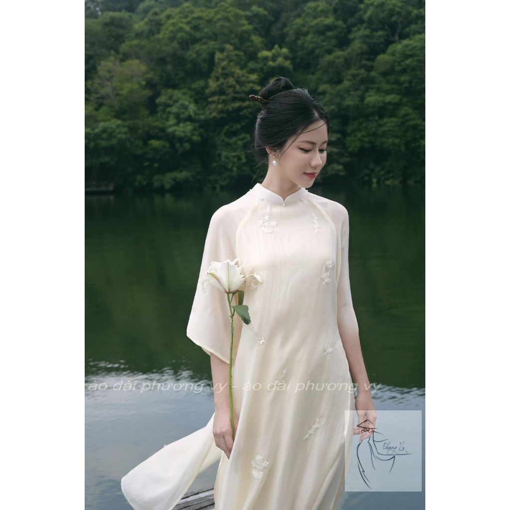 Áo dài cách tân tơ 4 tà thiết kế thêu hoa 💥mẫu mới💥 md51
